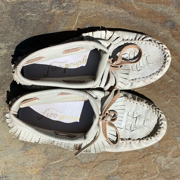 Free People Fringed Leather Moccasins - Picture 5 of 16